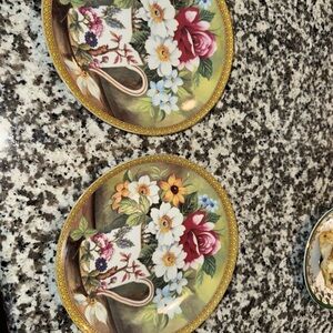 Floral Porcelain Plates - Multicolor